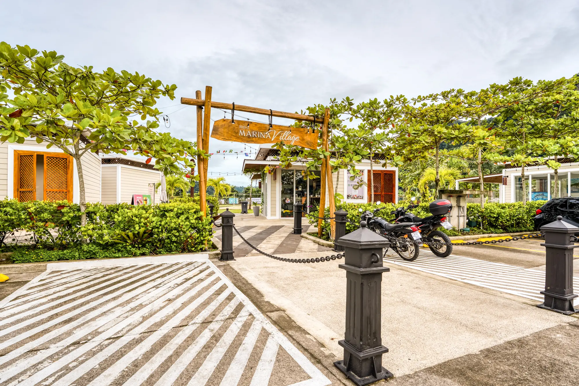 Marina Village shops